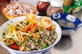 Khám phá nét đẹp của Huế mộng mơ