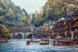 Kinh nghiệm du lịch Phượng Hoàng cổ trấn