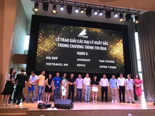 VINH DANH ĐẠI LÝ XUẤT XẮC